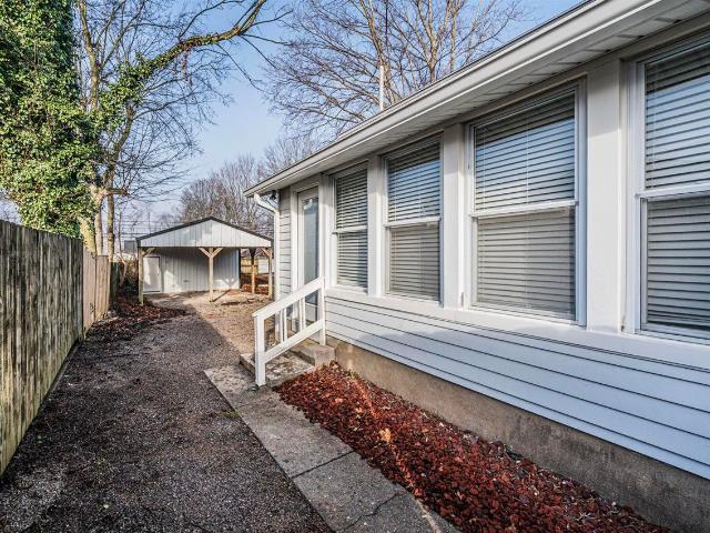 House for sale in Oakland, Kentucky