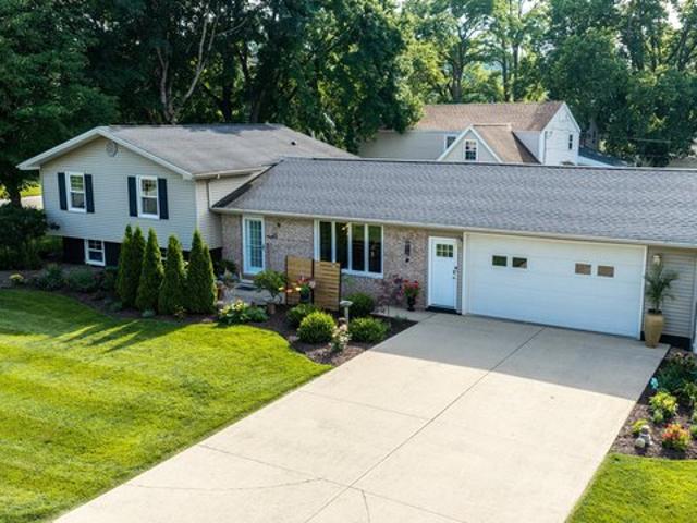 House for sale in Bureau, Illinois