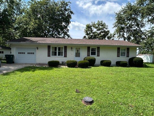 House for sale in Douglas, Illinois