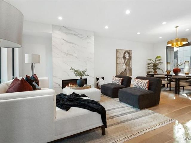 Townhouse for sale in Saint Louis, Missouri