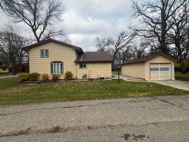 House for sale in Devils Lake, North Dakota