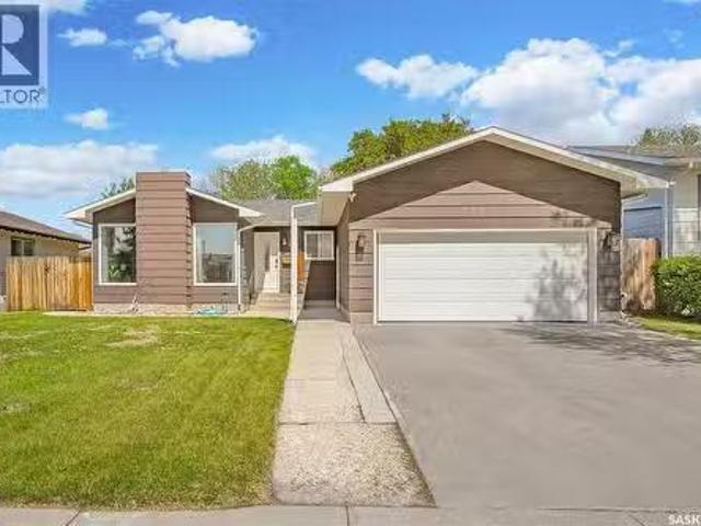 House for sale in Saskatoon, Saskatchewan