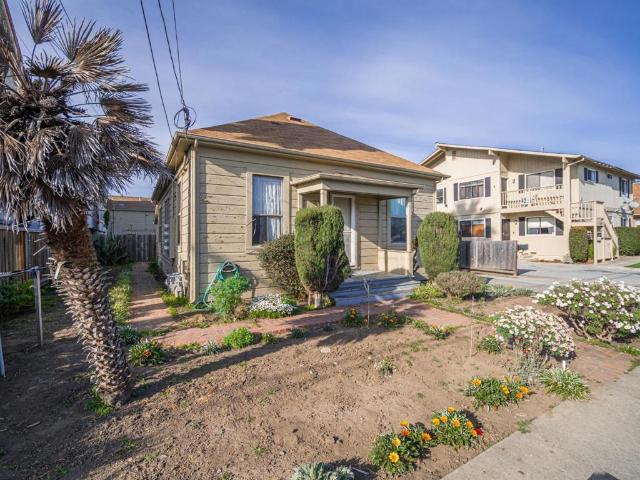 House for sale in Freedom, California