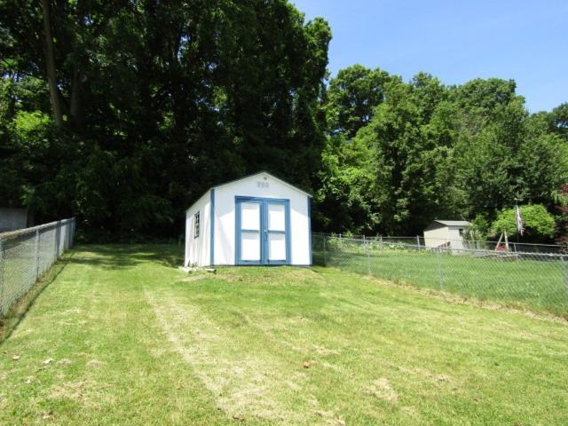House for sale in Bridgeville, Pennsylvania