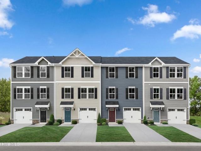 Townhouse for sale in South Mills, North Carolina