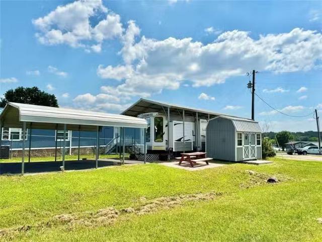 House for sale in Sulphur Springs