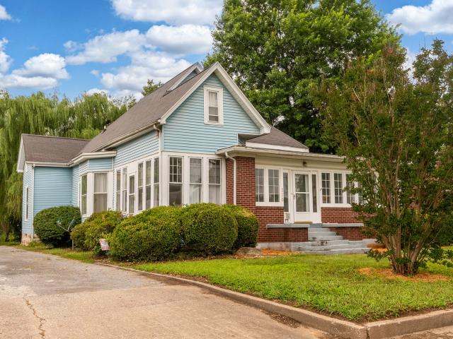 House for sale in Murphysboro, Illinois
