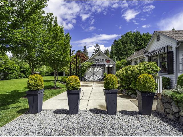 House for sale in Oregonia