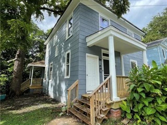 House for sale in Blandford, Petersburg