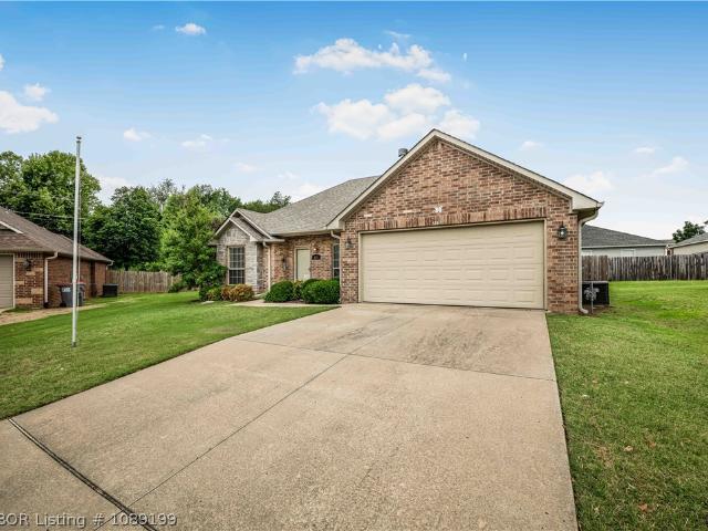 House for sale in Ark