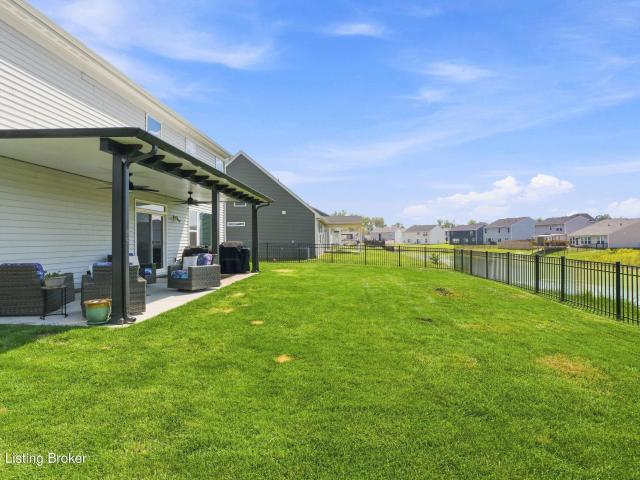 House for sale in Shepherdsville, Kentucky