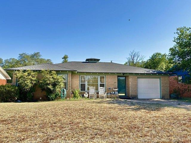 House for sale in Plainview, Texas