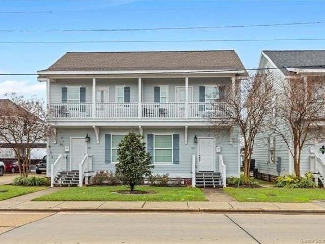Townhouse for sale in Lake Charles