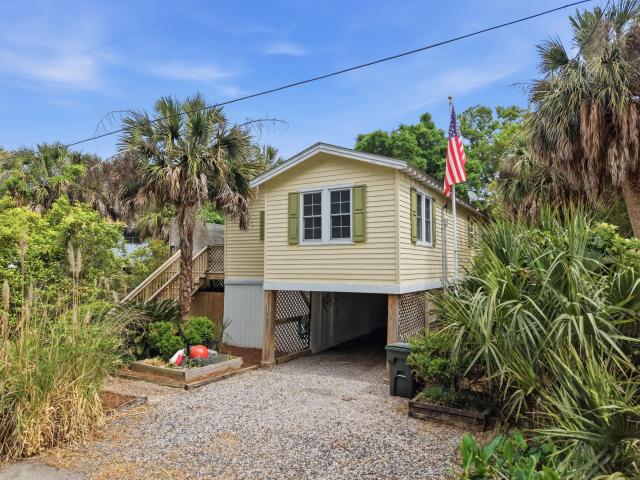 House for sale in Folly Beach, South Carolina
