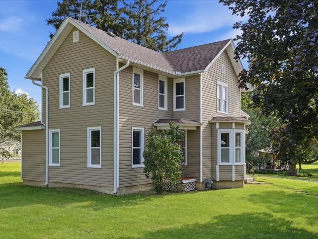 House for sale in Franklin Grove, Illinois