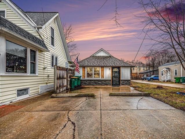 House for sale in Kirkland, Illinois