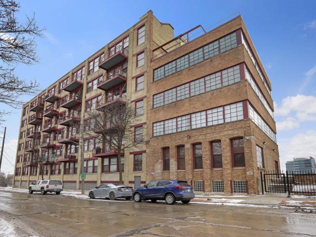 Condo for sale in Milwaukee, Wisconsin