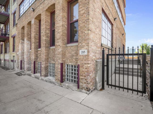 Condo for sale in Milwaukee, Wisconsin
