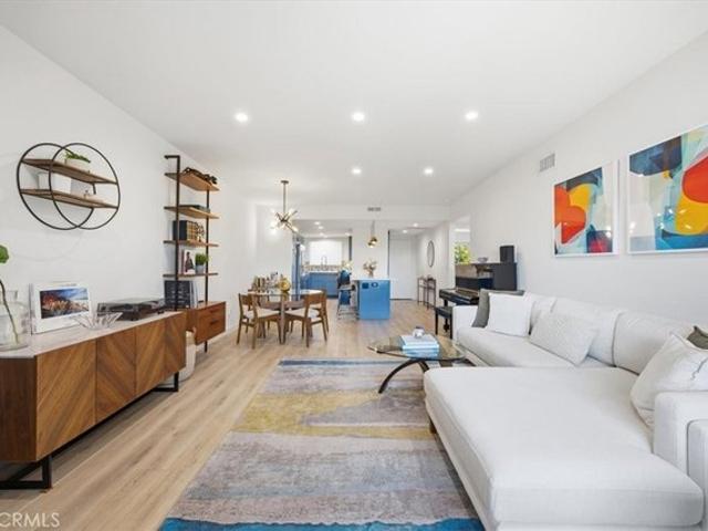 Condo for sale in El Segundo, California