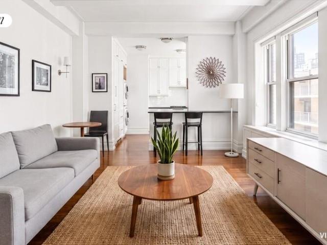 Condo for sale in Arverne, New York