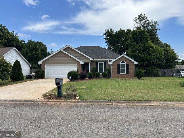 House for sale in Bonaire, Georgia