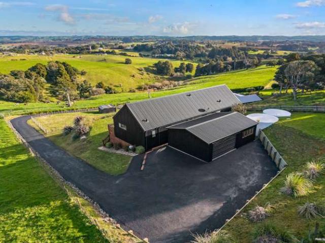 Property for sale in Waiuku
