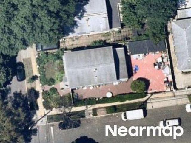 House for sale in Queens, Arverne
