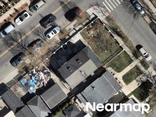 House for sale in Queens, Arverne