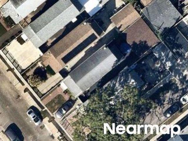 House for sale in Queens, Arverne