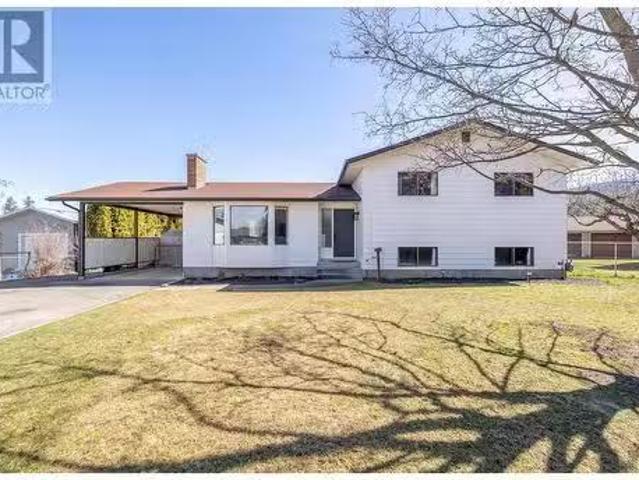 House for sale in Winfield, British Columbia