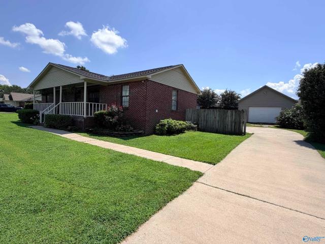 House for sale in Elkmont, Alabama