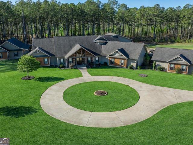 Property for sale in Moreland, Georgia