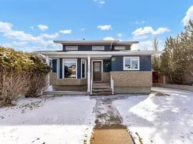 House for sale in Medicine Hat, Alberta