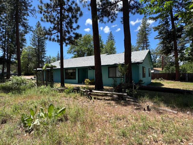 House for sale in Shasta, California