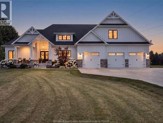 House for sale in Chatham–kent, Ontario