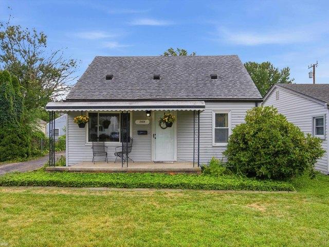 House for sale in Saint Clair Shores, Michigan