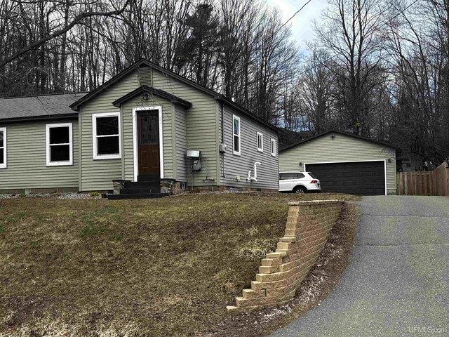 House for sale in Marquette, Michigan
