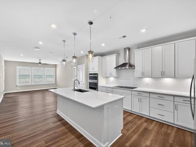 Condo for sale in Virginia
