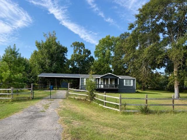 House for sale in Splendora, Texas