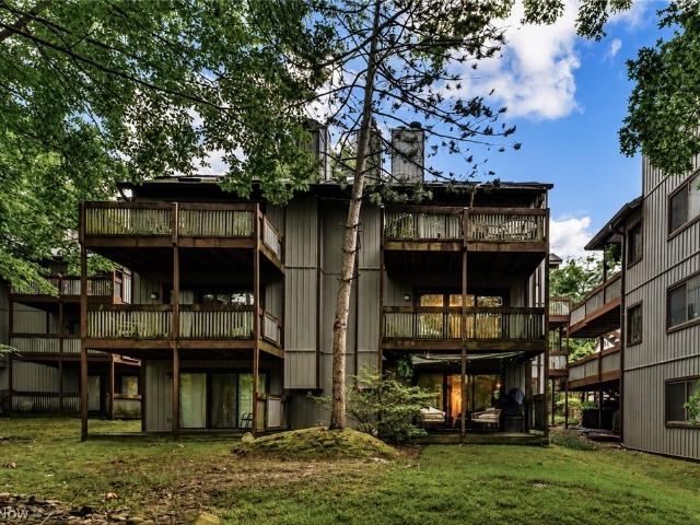 Condo for sale in Summit, Ohio