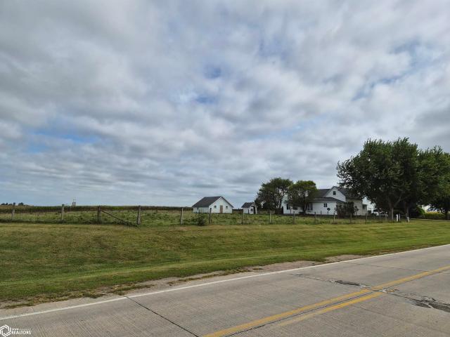 House for sale in Mahaska, Iowa