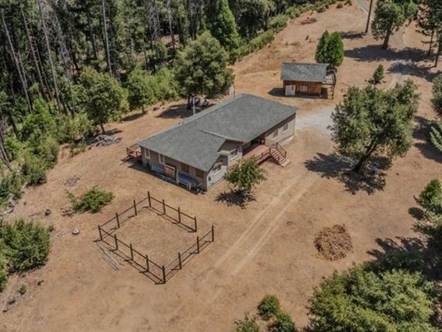 House for sale in Pine Grove, California