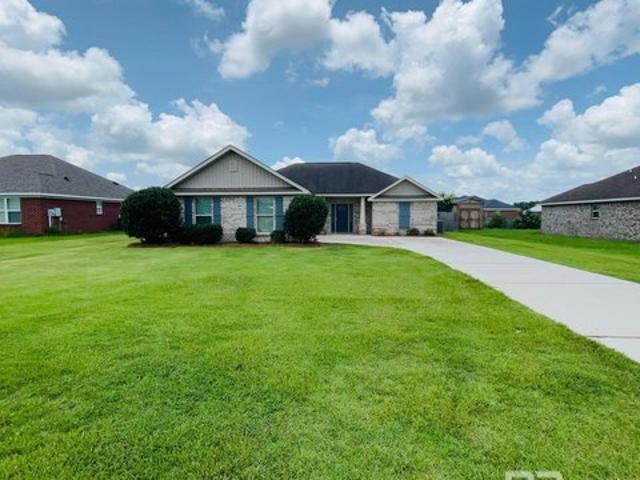 House for sale in Robertsdale, Alabama