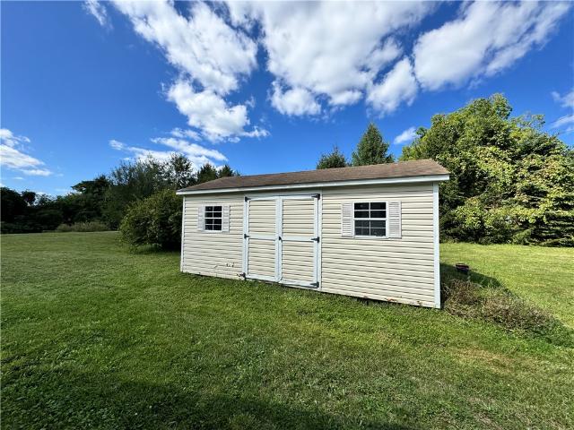 House for sale in Packwood Corners, Town of Waterloo