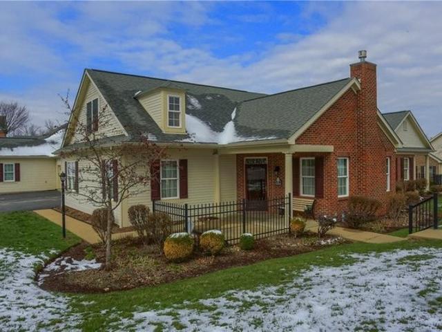 Condo for sale in Cranberry Twp, Pennsylvania