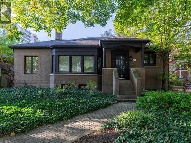 House for sale in Burlington, Ontario
