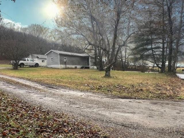 House for sale in Crab Orchard, Kentucky