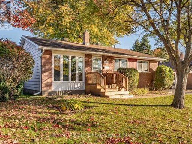 House for sale in Beacon Hill North, Ottawa