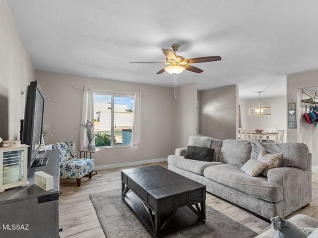 Townhouse for sale in Tucson, Arizona