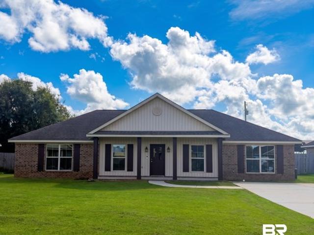 House for sale in Robertsdale, Alabama